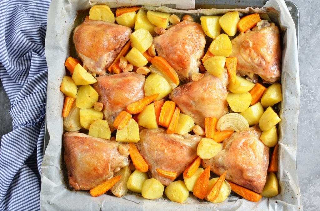 One Pan Chicken and Potatoes recipe - step 4