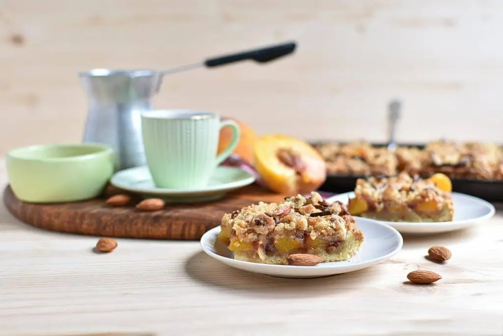 Peach Streusel Slab Pie