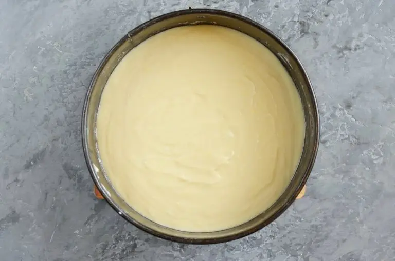 Step 4 - Pear Yogurt Cake