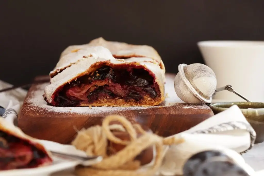 Plum Strudel with Cinnamon Streusel