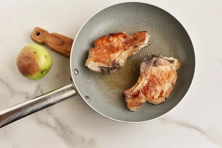 Step 4 - Pork Chops and Apples