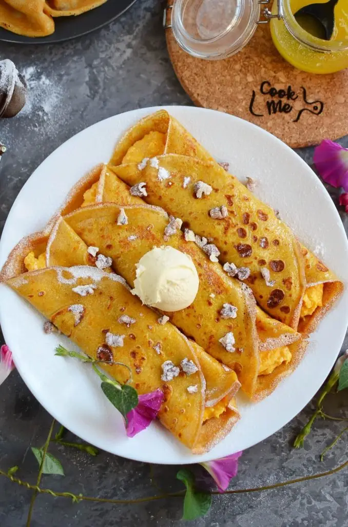 Pumpkin Cheesecake Crêpes