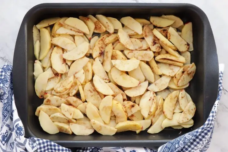 Step 4 - Sheet-Pan Apple Crumble