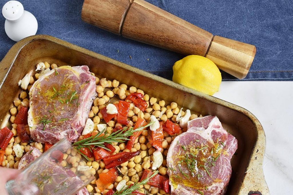 One Pan Rosemary-Garlic Pork Chops recipe - step 4