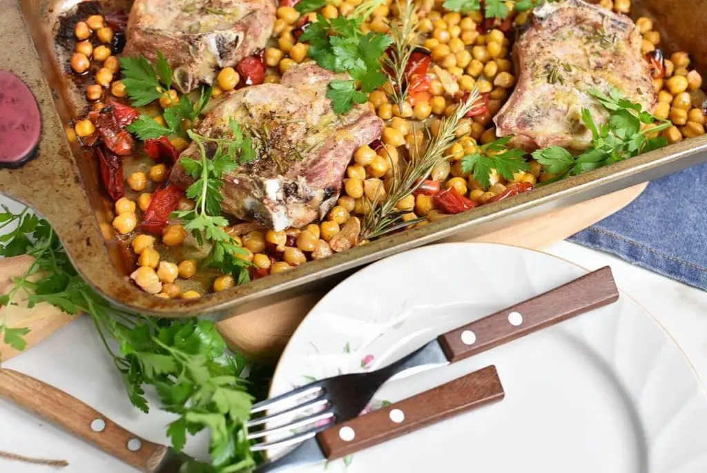 One Pan Rosemary-Garlic Pork Chops