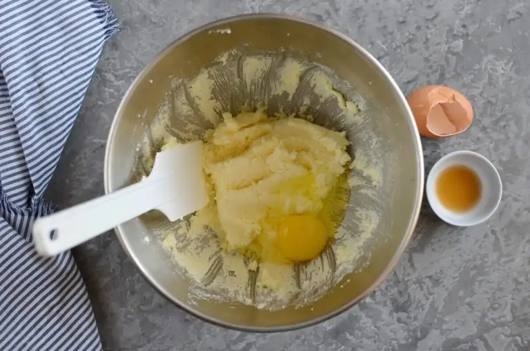 Step 2 - Spiced Chocolate Shortbread Buttons