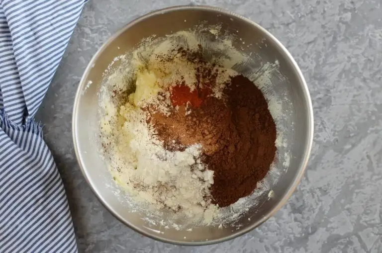Step 3 - Spiced Chocolate Shortbread Buttons