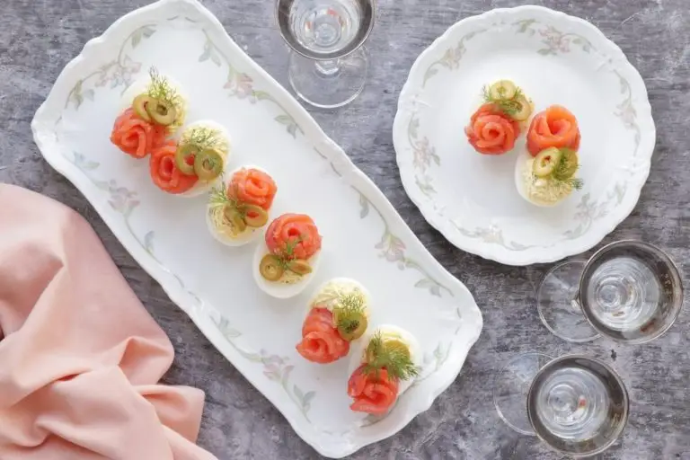How to serve The Best Salmon Deviled Eggs