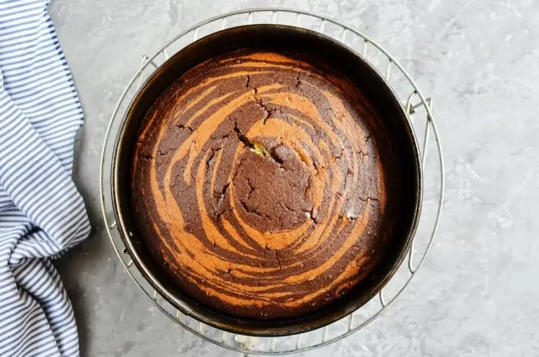 Step 9 - The Best Zebra Cake