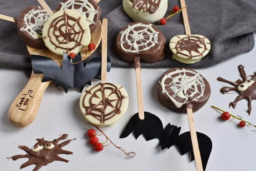 Apple Spider Web Pops