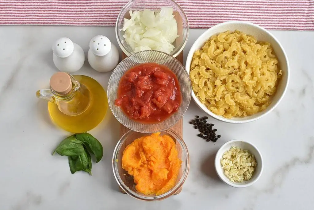 Ingredients for Autumn Vegan Pumpkin Pasta