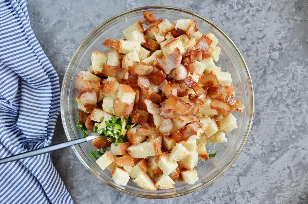 BaconParmesan Stuffing Recipe Cook.me Recipes