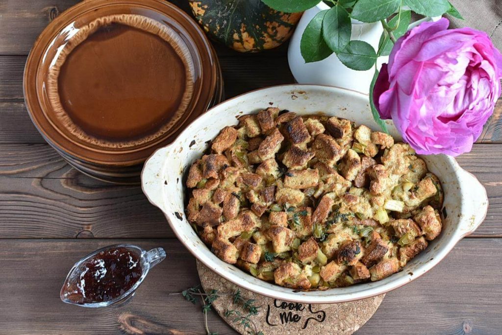 How to serve Classic Gluten-Free Stuffing