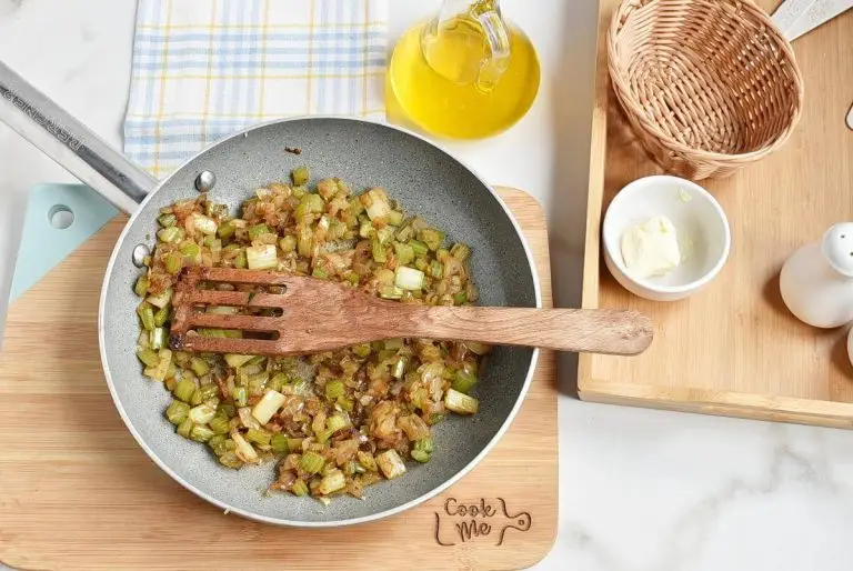 Step 5 - Classic Gluten-Free Stuffing