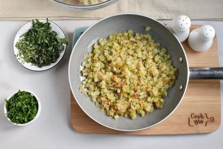 Step 5 - Classic Traditional Thanksgiving Stuffing