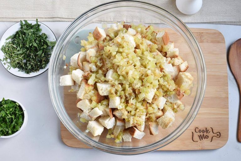 Step 5 - Classic Traditional Thanksgiving Stuffing