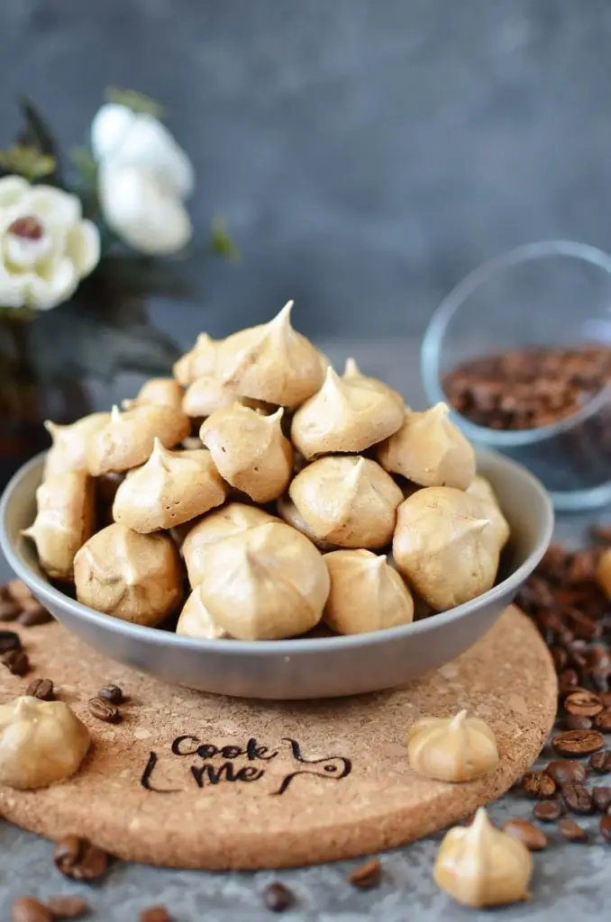 Coffee Meringues