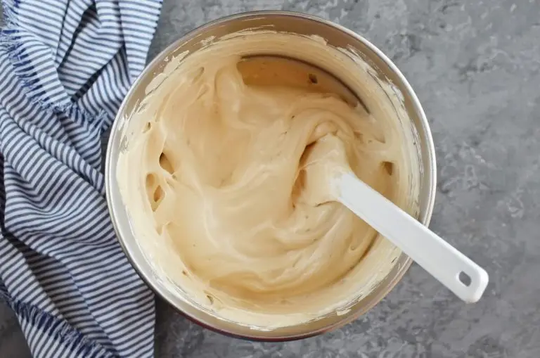 Step 4 - Coffee Meringues