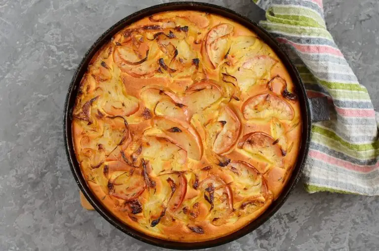 Step 9 - Cornbread with Caramelized Apples and Onions