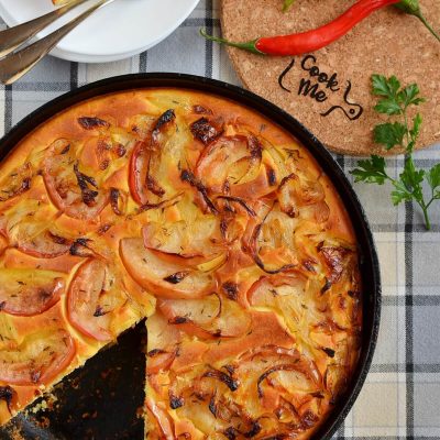 Cornbread with Caramelized Apples and Onions Recipe-How To Make Cornbread with Caramelized Apples and Onions-Delicious Cornbread with Caramelized Apples and Onions