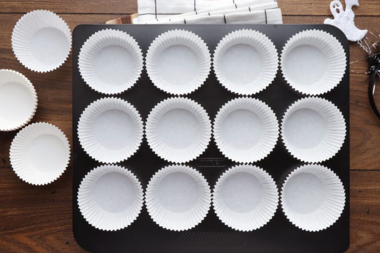 Step 1 - Easy Halloween Cupcakes