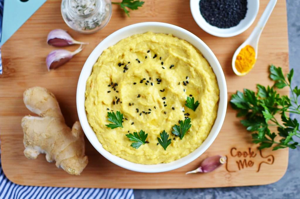 How to serve Golden Goddess (Turmeric) Hummus