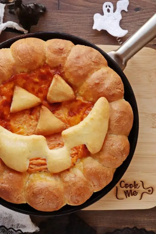 Halloween Buffalo Chicken Skillet Dip