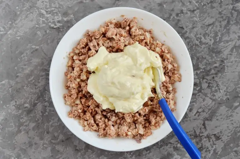 Easy Mackerel Dip recipe - step 3