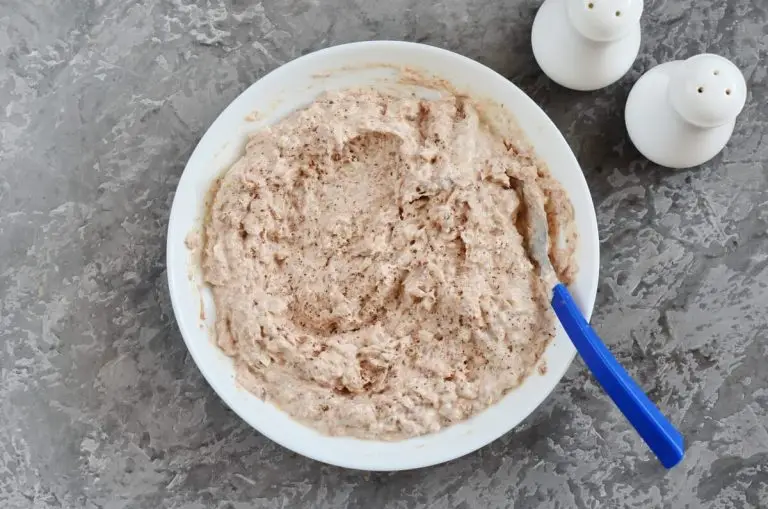 Easy Mackerel Dip recipe - step 4