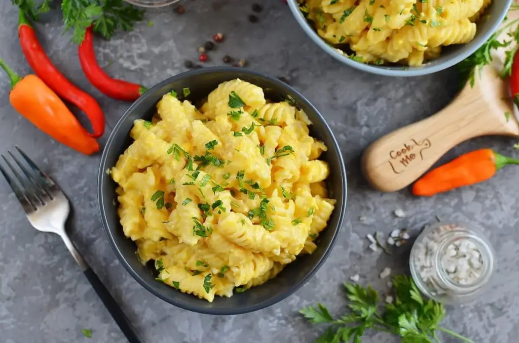 One Pot Cheesy Pumpkin Pasta