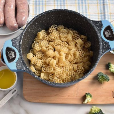 Pasta with Pumpkin Sauce with Broccoli recipe - step 1