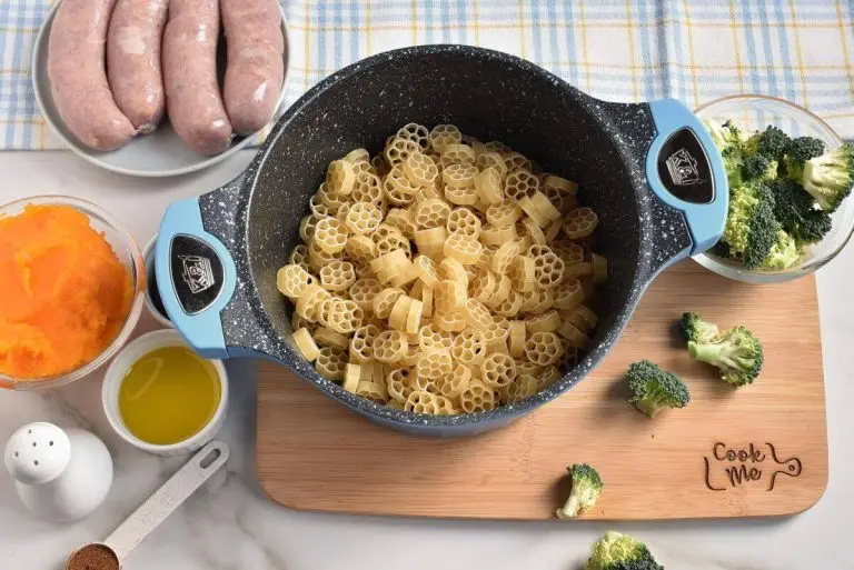 Step 1 - Pasta with Pumpkin Sauce with Broccoli