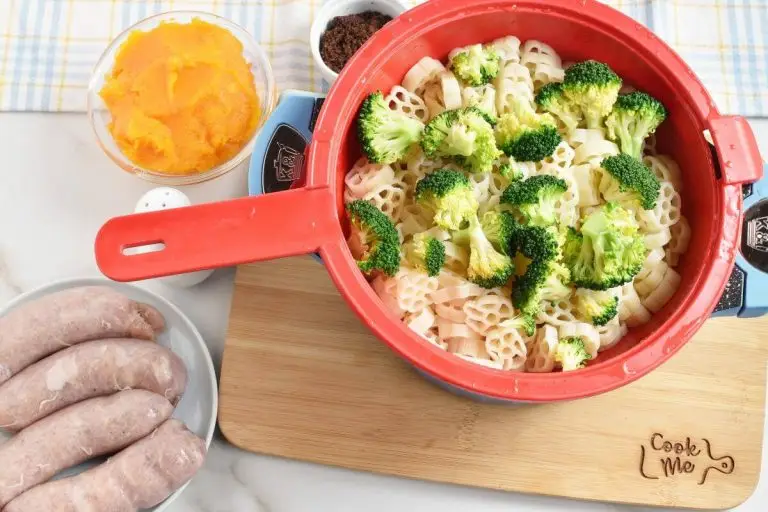 Step 1 - Pasta with Pumpkin Sauce with Broccoli