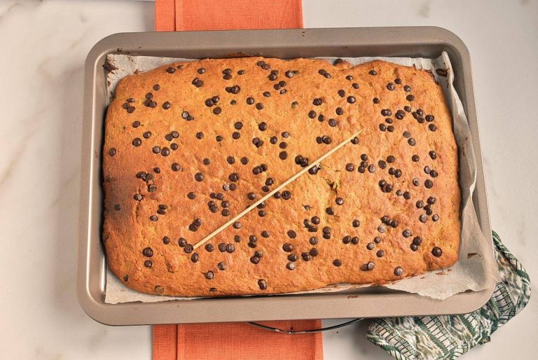Step 7 - Pumpkin Chocolate Chip Bars