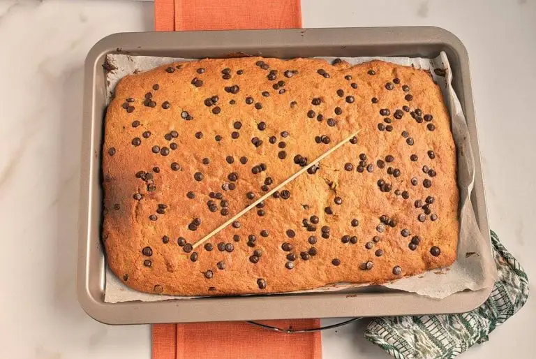 Step 7 - Pumpkin Chocolate Chip Bars