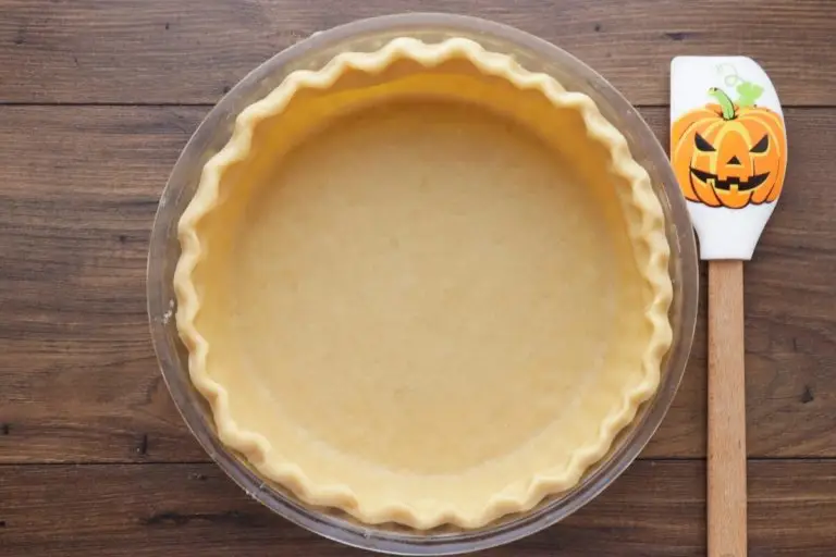 Pumpkin Cut-Out Pie recipe - step 3
