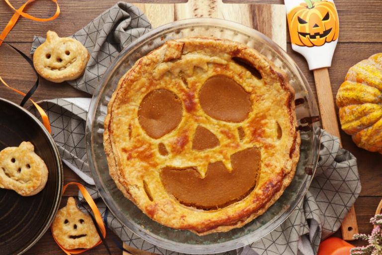 Step 12 - Pumpkin Cut-Out Pie