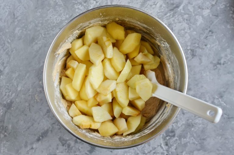 Step 7 - Spiced Apple-Mascarpone Bundt Cake