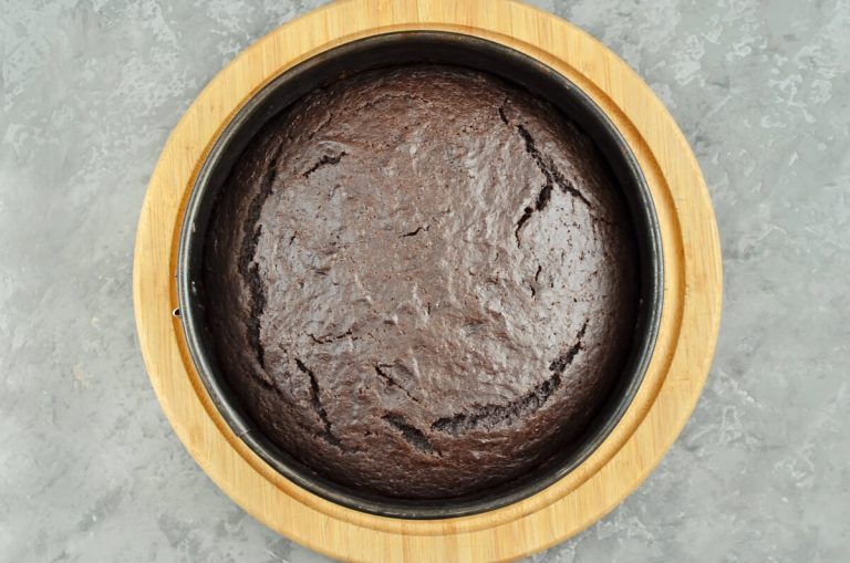 Step 6 - Vegan Mocha Cake