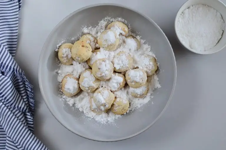 Step 8 - Russian Tea Cakes-Snowballs