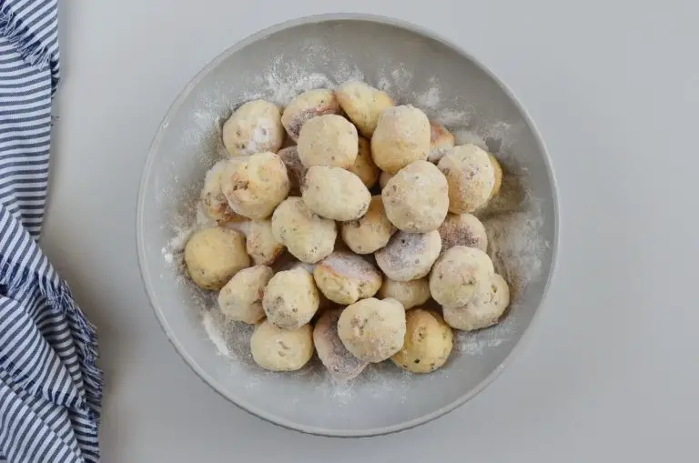 Step 9 - Russian Tea Cakes-Snowballs