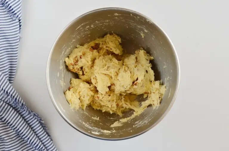 Step 4 - Russian Tea Cakes-Snowballs