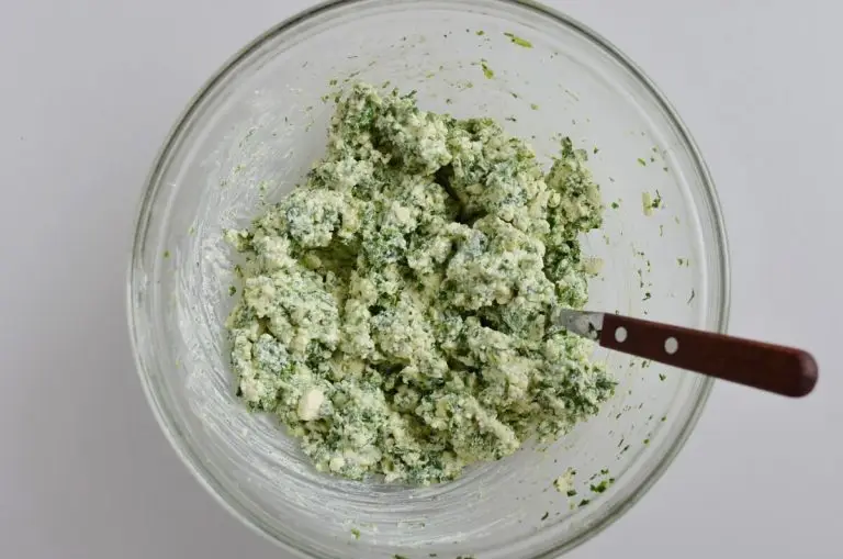 Step 4 - Baked Biscuit Wreath Dip