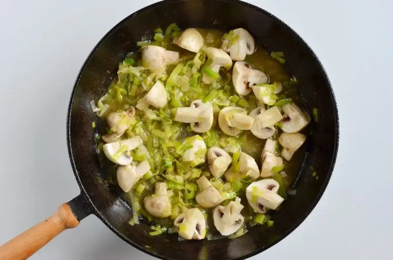 Step 7 - Braised Chicken Thighs with Mushrooms and Leeks