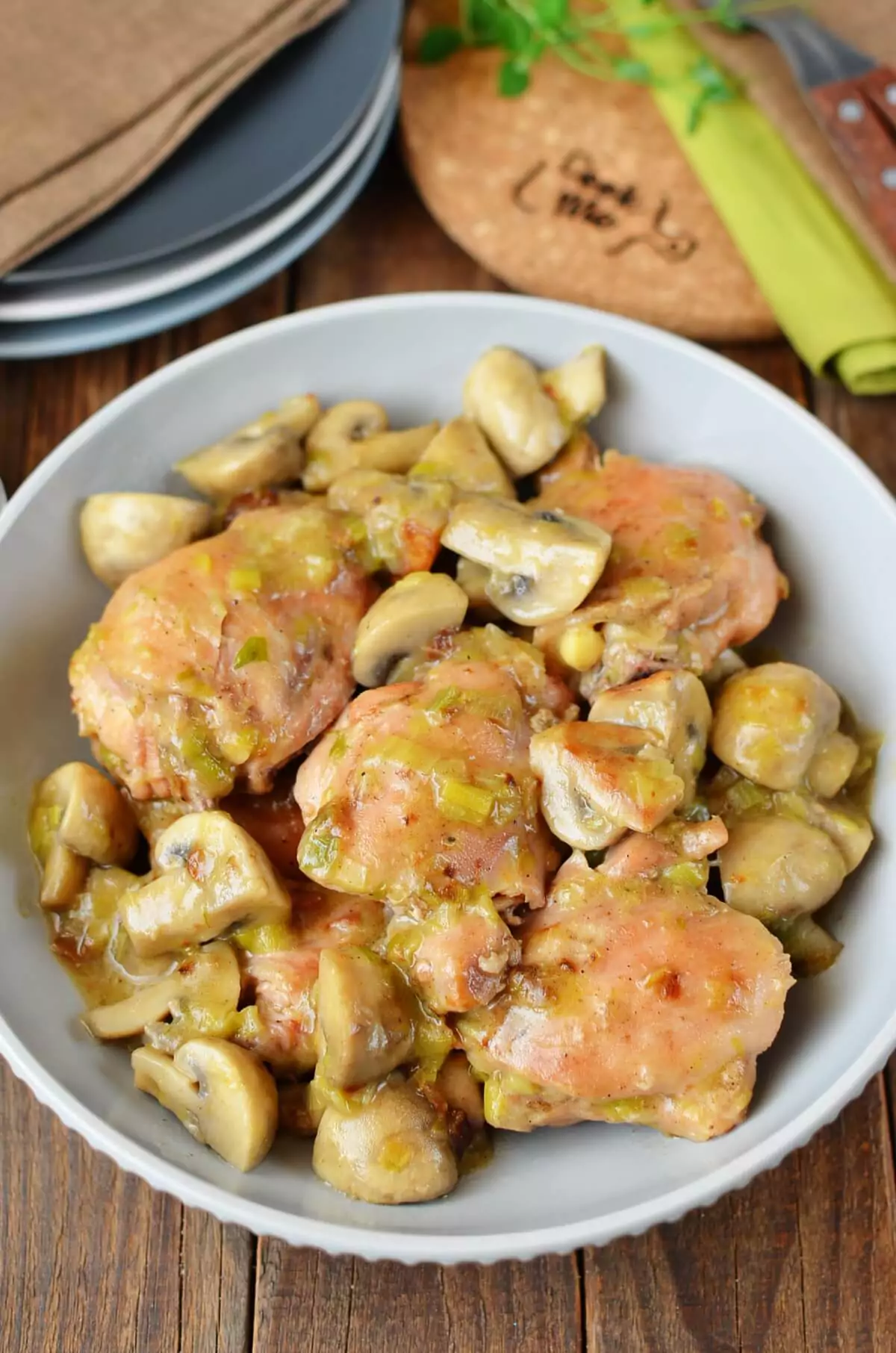 Braised Chicken Thighs with Mushrooms and Leeks