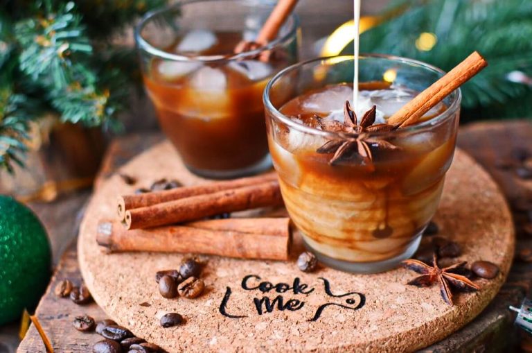 Step 7 - Chai Spiced White Russians
