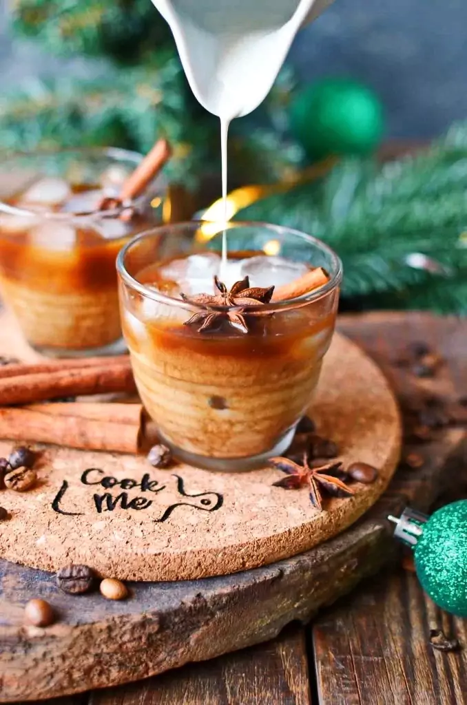 Chai Spiced White Russians
