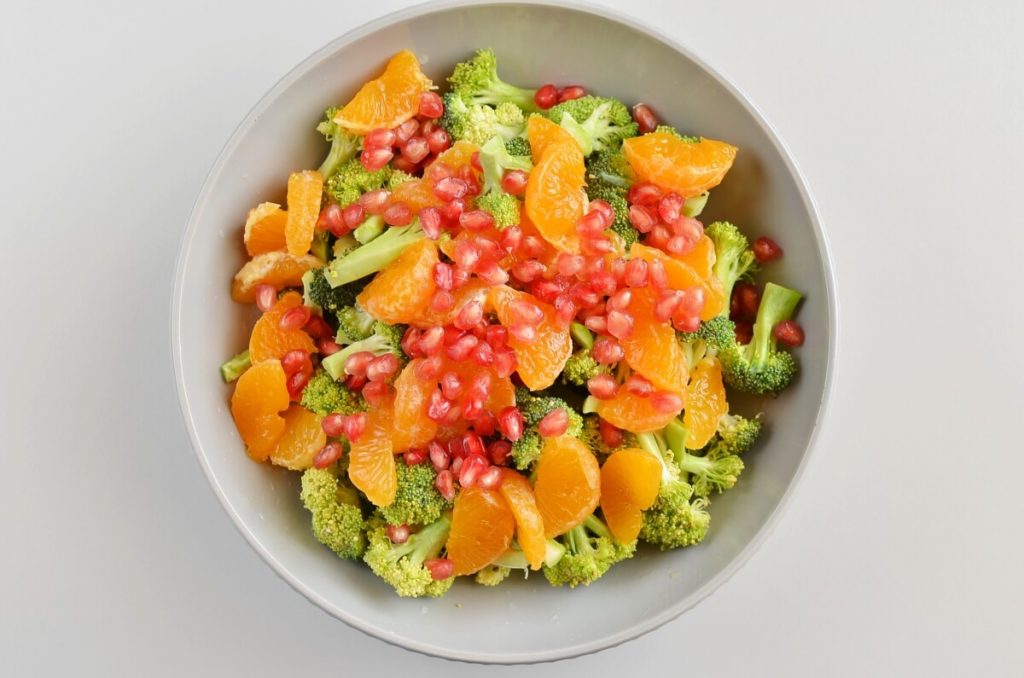 Christmas Broccoli Salad with Pomegranate recipe - step 1