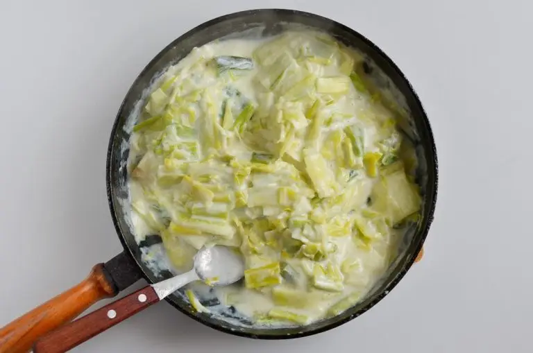 Step 3 - Creamed Leek Tart