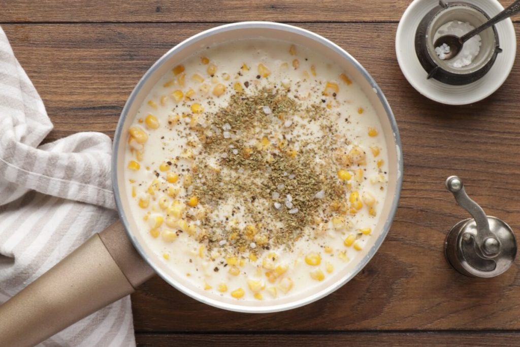 Easy Creamed Corn recipe - step 5